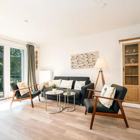Haus Waldidyll, Waldperle - Bade- & Saunawelt Taeglich Inklusive 아파트 Sellin (Rugen)